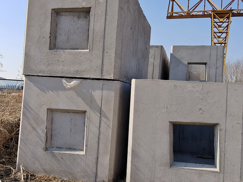 水泥污水井